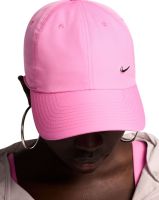 Berretto da tennis Nike Dri-Fit Club Unstructured Metal Swoosh Cap - playful pink/metallic silver