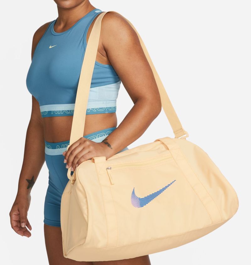 nike-gym-club-duffel-bag-pale-vanilla-pale-vanillahyper