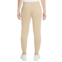 Dámské tenisové tepláky Nike NSW Essential Pant Regular Fleece W - rattan/white Dámské tenisové tepláky Nike NSW Essential Pant Regular Fleece W - rattan/white