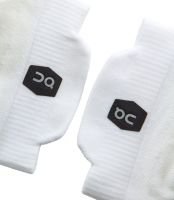Skarpety tenisowe ON The Roger Performance Low Sock - white/ivory Skarpety tenisowe ON The Roger Performance Low Sock - white/ivory
