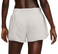 Ženske kratke hlače Nike Dri-Fit One 2-in-1 Shorts - light iron ore/reflective silver Ženske kratke hlače Nike Dri-Fit One 2-in-1 Shorts - light iron ore/reflective silver