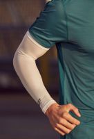 Kompresijska odjeća Reebok Arm Sleeves 2P - white Kompresijska odjeća Reebok Arm Sleeves 2P - white