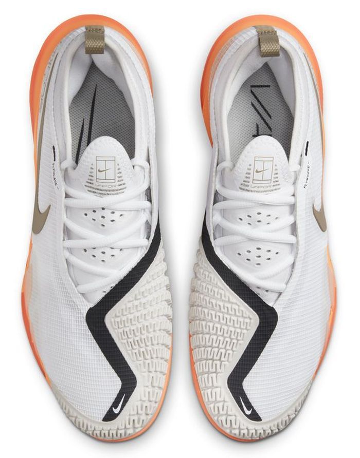 nike react white and orange