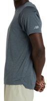 Herren Tennis-T-Shirt New Balance Athletics Run Reflective Graphic - Grau Herren Tennis-T-Shirt New Balance Athletics Run Reflective Graphic - Grau
