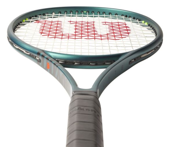 Wilson Blade 98 (18x20) V9.0 (tester) Wilson Blade 98 (18x20) V9.0 (tester)