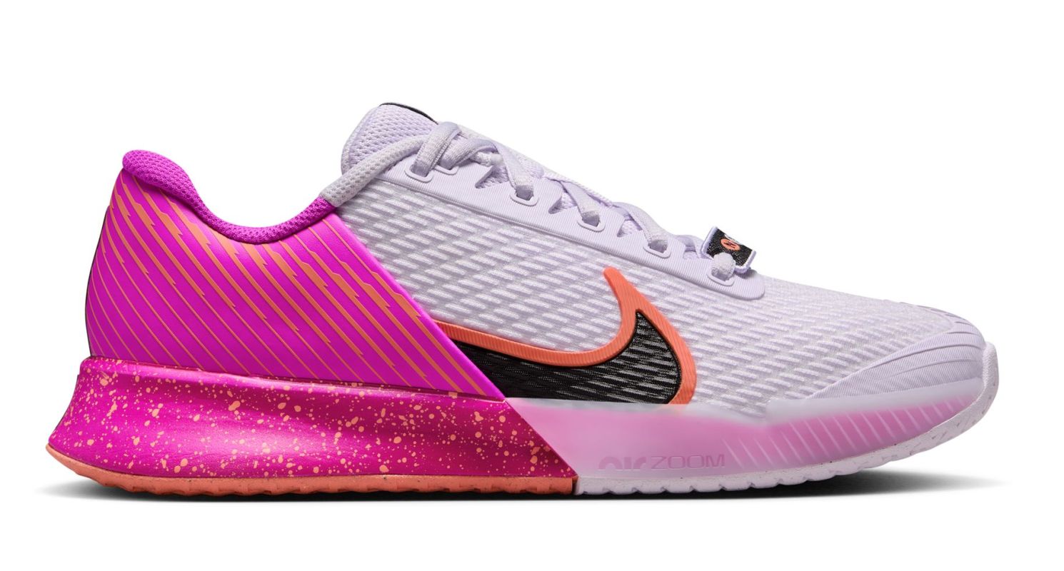 Nike zoom tennis shoes womens on sale