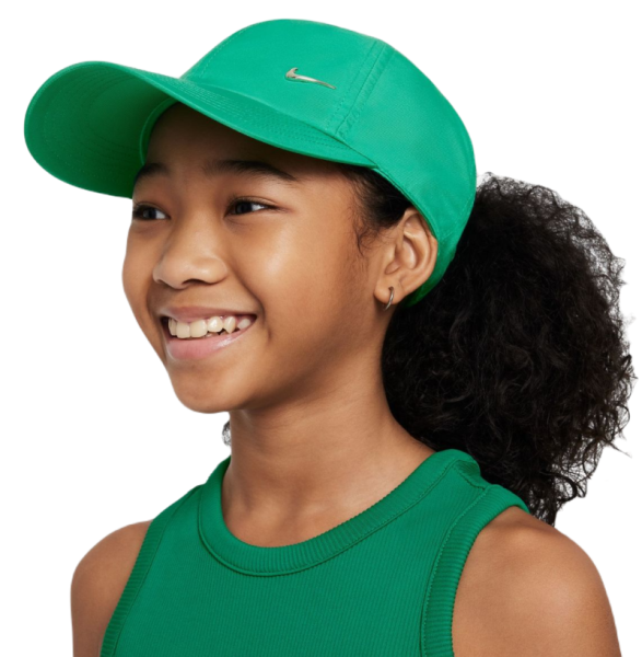 Tennismütze Nike Kids Dri-Fit Club Unstructured Metal Swoosh Cap - stadium green