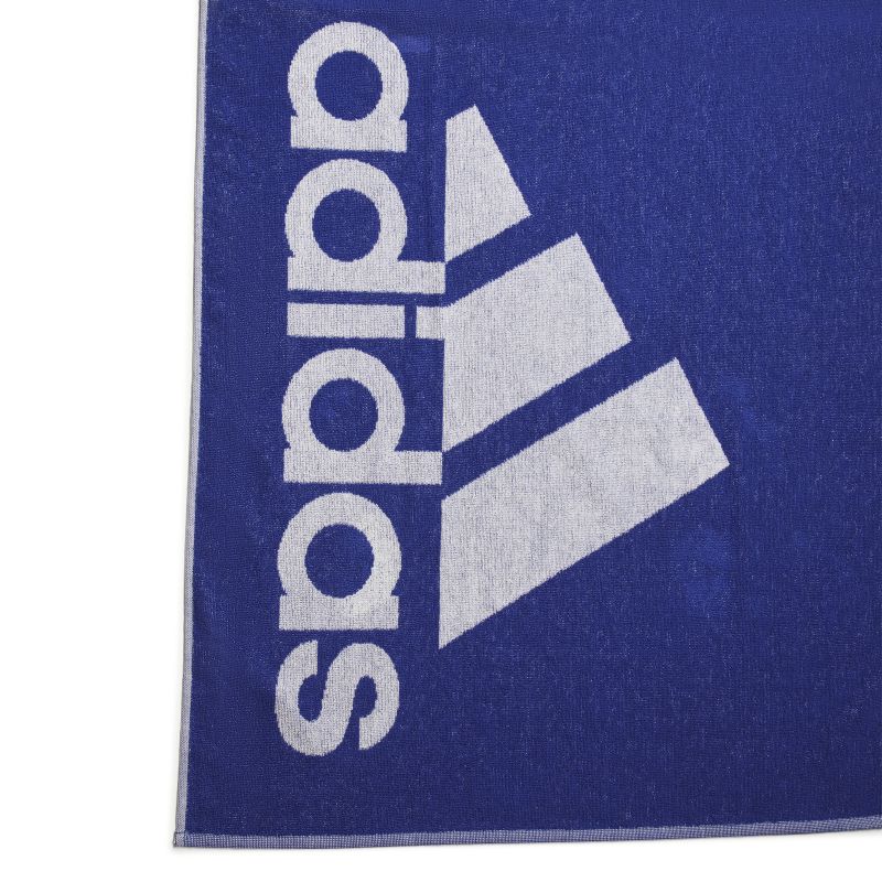 IC4956_2_HARDWARE_Photography_Detail-View-1_white