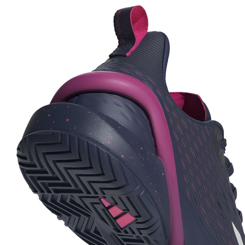 IF9123_9_FOOTWEAR_Photography_Detail-View-2_white