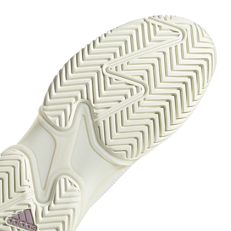 IF0409_8_FOOTWEAR_Photography_Detail-View-1_white