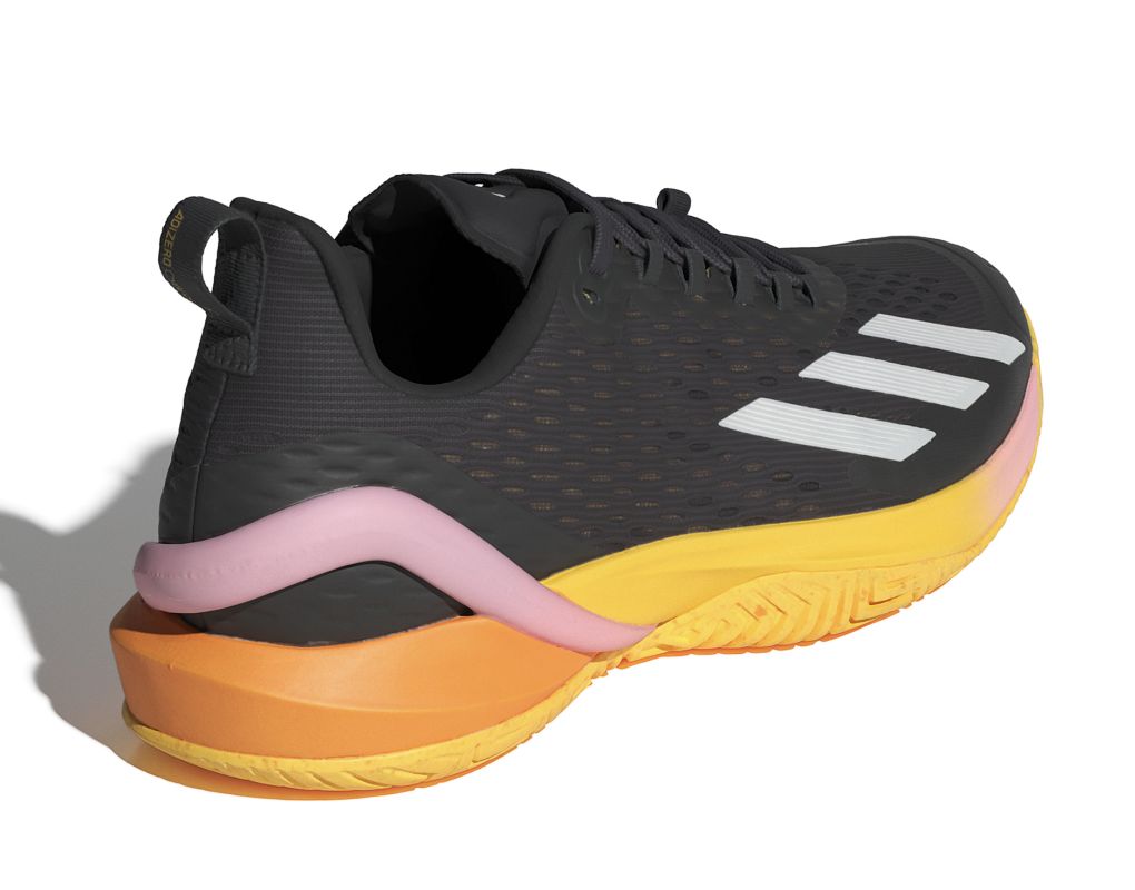 IF0436_7_FOOTWEAR_Photography_Back-Lateral-Top-View_white