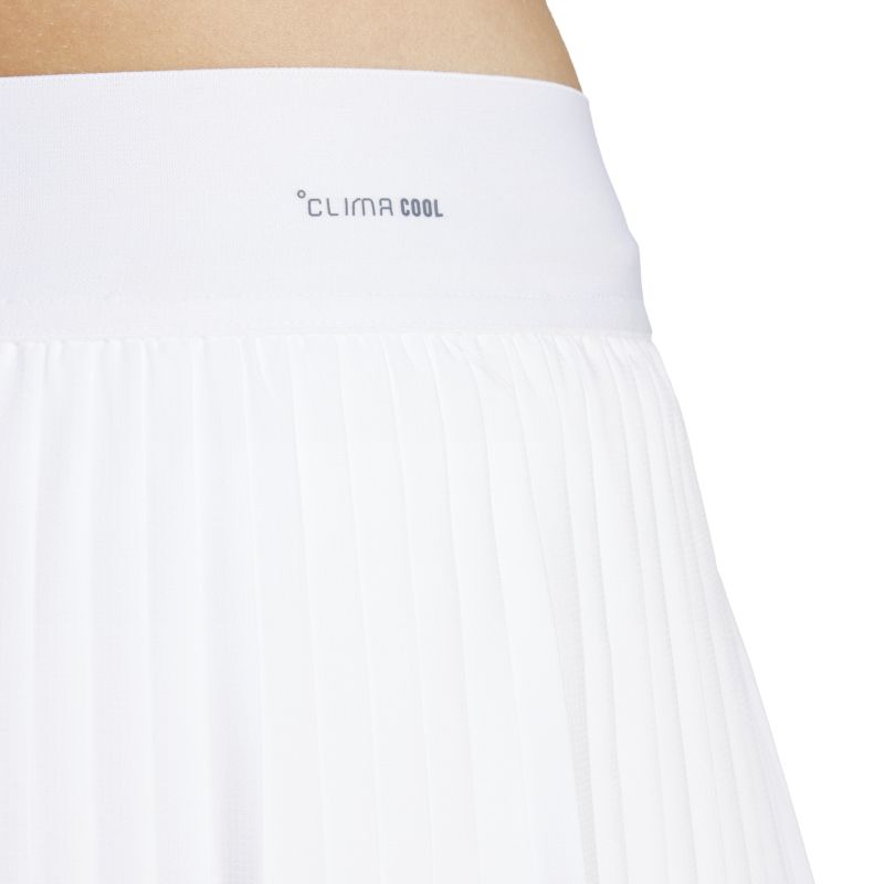 JD6116_6_APPAREL_On-Model_Detail-View-2_white