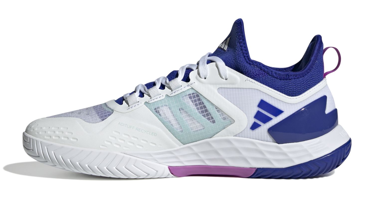 IF9134_5_FOOTWEAR_Photography_Side-Medial-Center-View_white