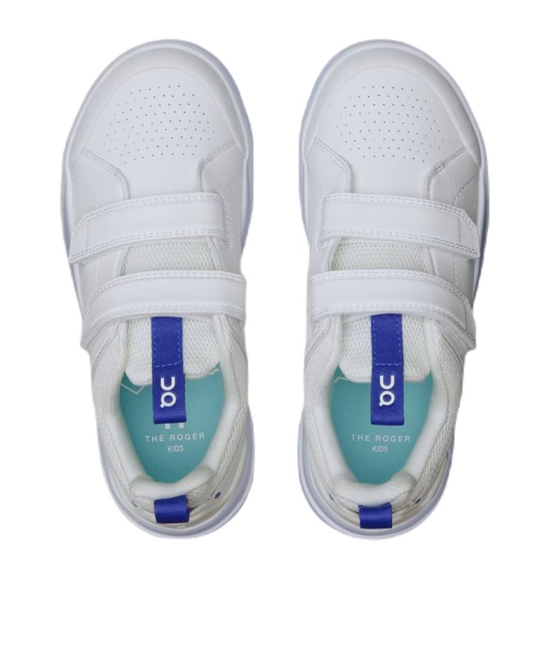 BlueWhiteOnRogerKids4