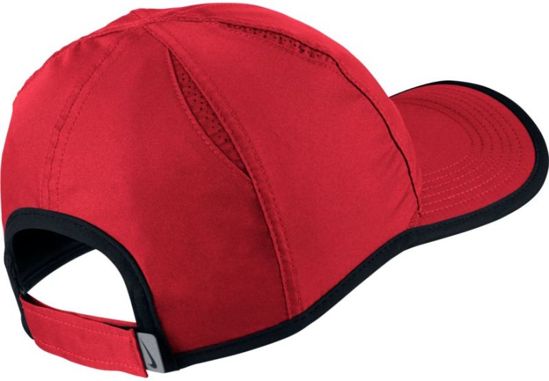Nike U Aerobill Feather Light Cap - university red/black/white