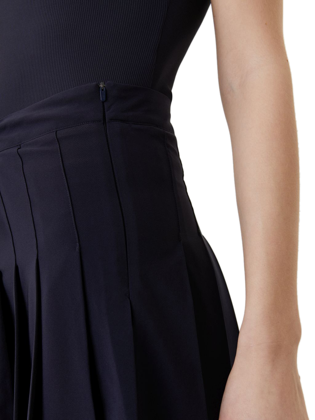 10000751_NA002_4WQVl47mxzE4SA