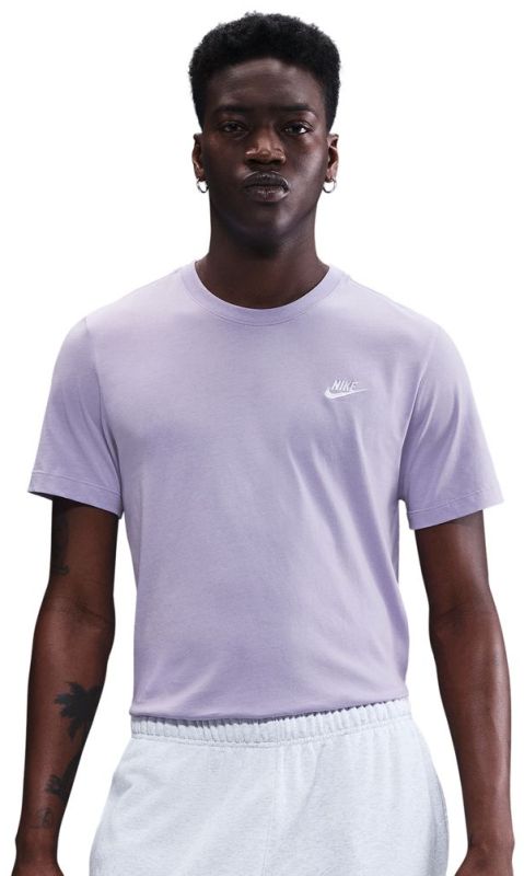 Nike Sportswear Club