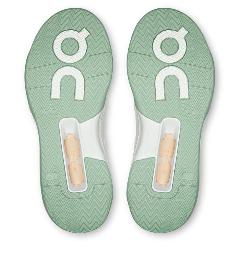 OnTheRogerYouthWhiteMineral4