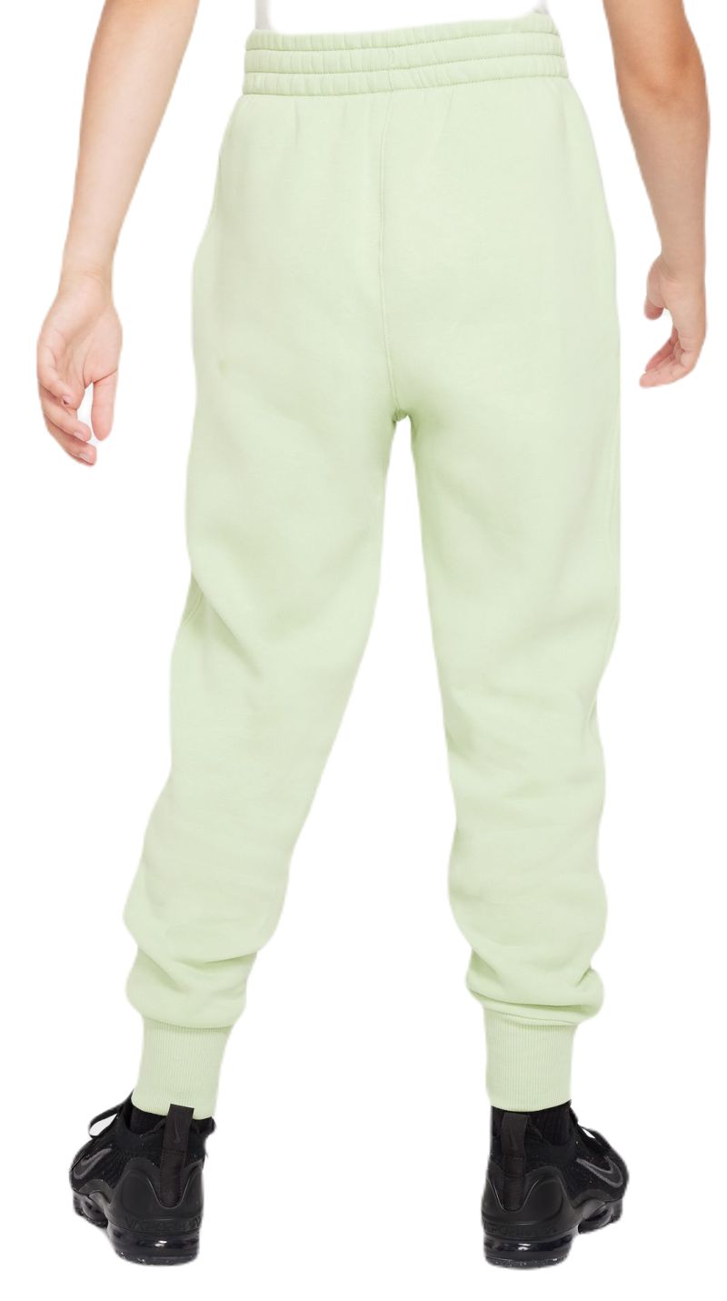 AURORA_FD2921-343_PHSFM001-2000 Nike Court Club - honeydew/white