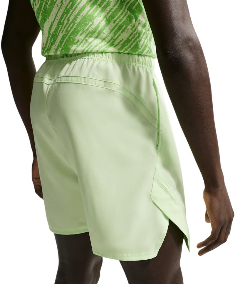 Nike Court Dri-Fit Victory 7" - light liquid lime/black