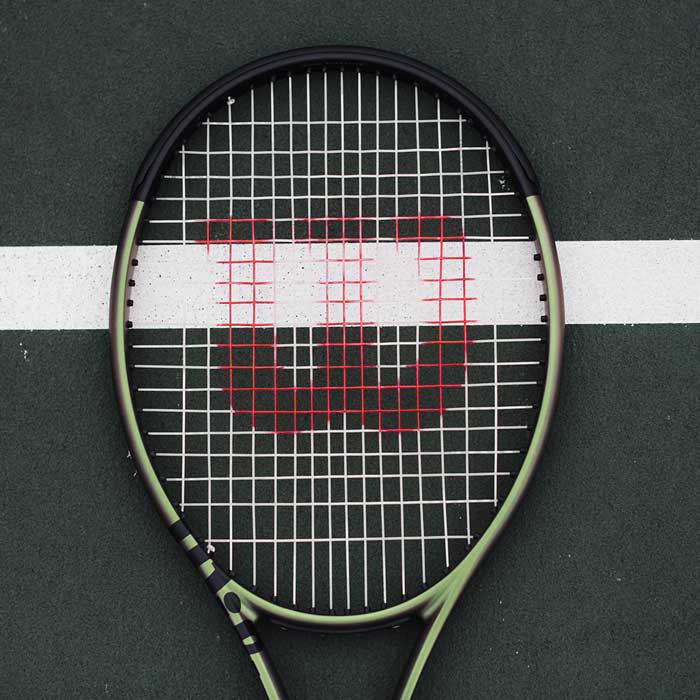 Wilson-blade_700_V_4