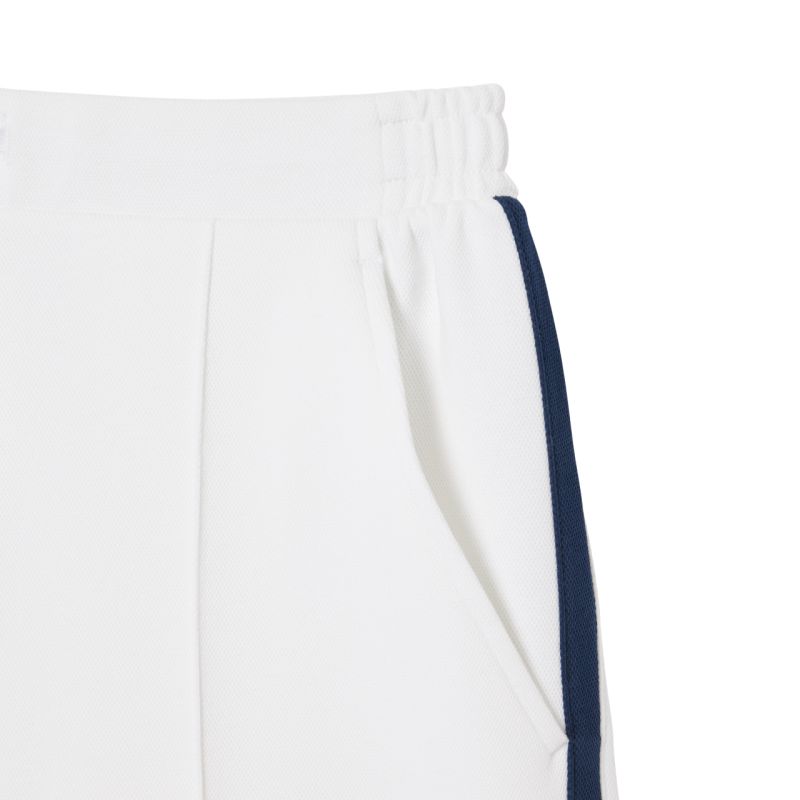 GH8956_522_24 Lacoste Ultra Dry Badge Accent Tennis Heritage