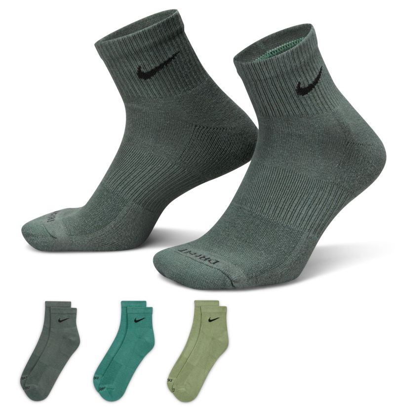 Nike Everyday Plus Cushioned Training Ankle Socks 3P
