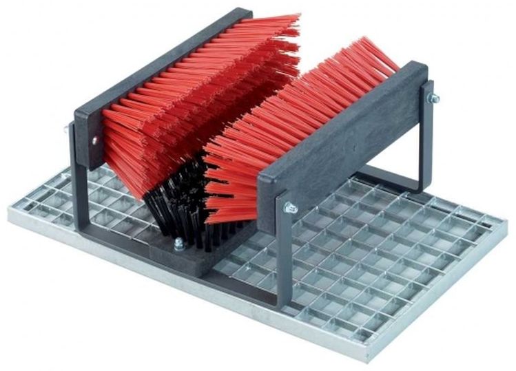 Court Royal Brush Shoe Cleaner Ideal