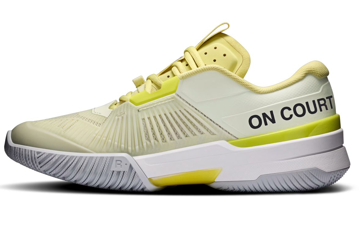 On The Roger Pro Fire - linen/lime