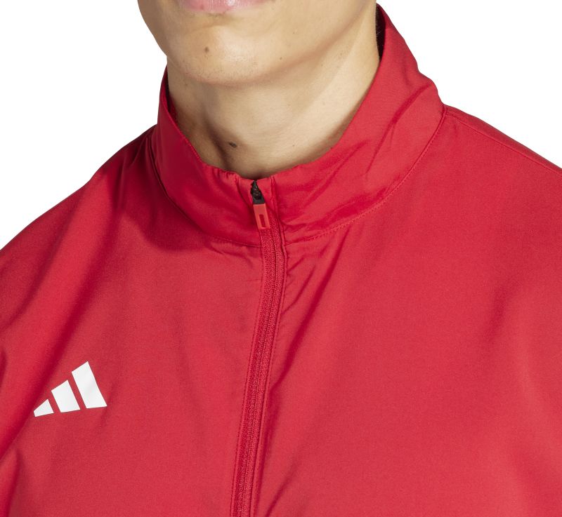 IT1825_7_APPAREL_On-Model_Detail-View-1_white