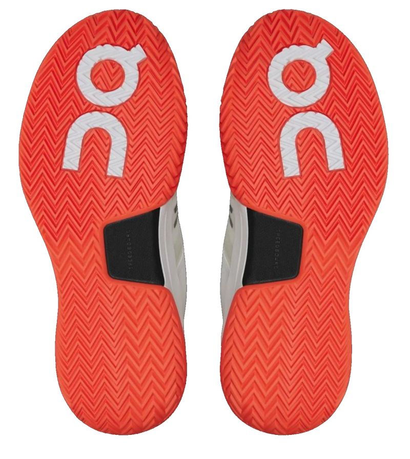WomanOnRogerPro2oranje3