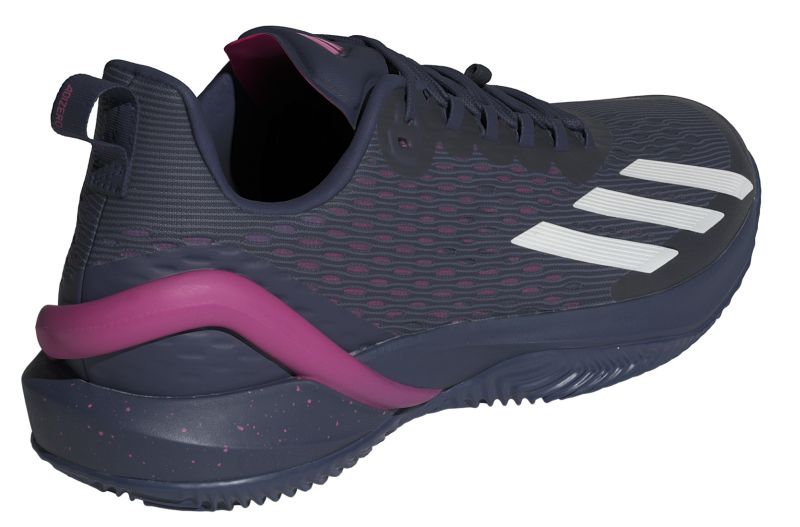 IF9126_7_FOOTWEAR_Photography_Back-Lateral-Top-View_white