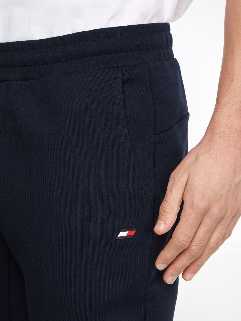 Tommy-Hilfig_SP2022_DW5_MW0MW22710DW5_4