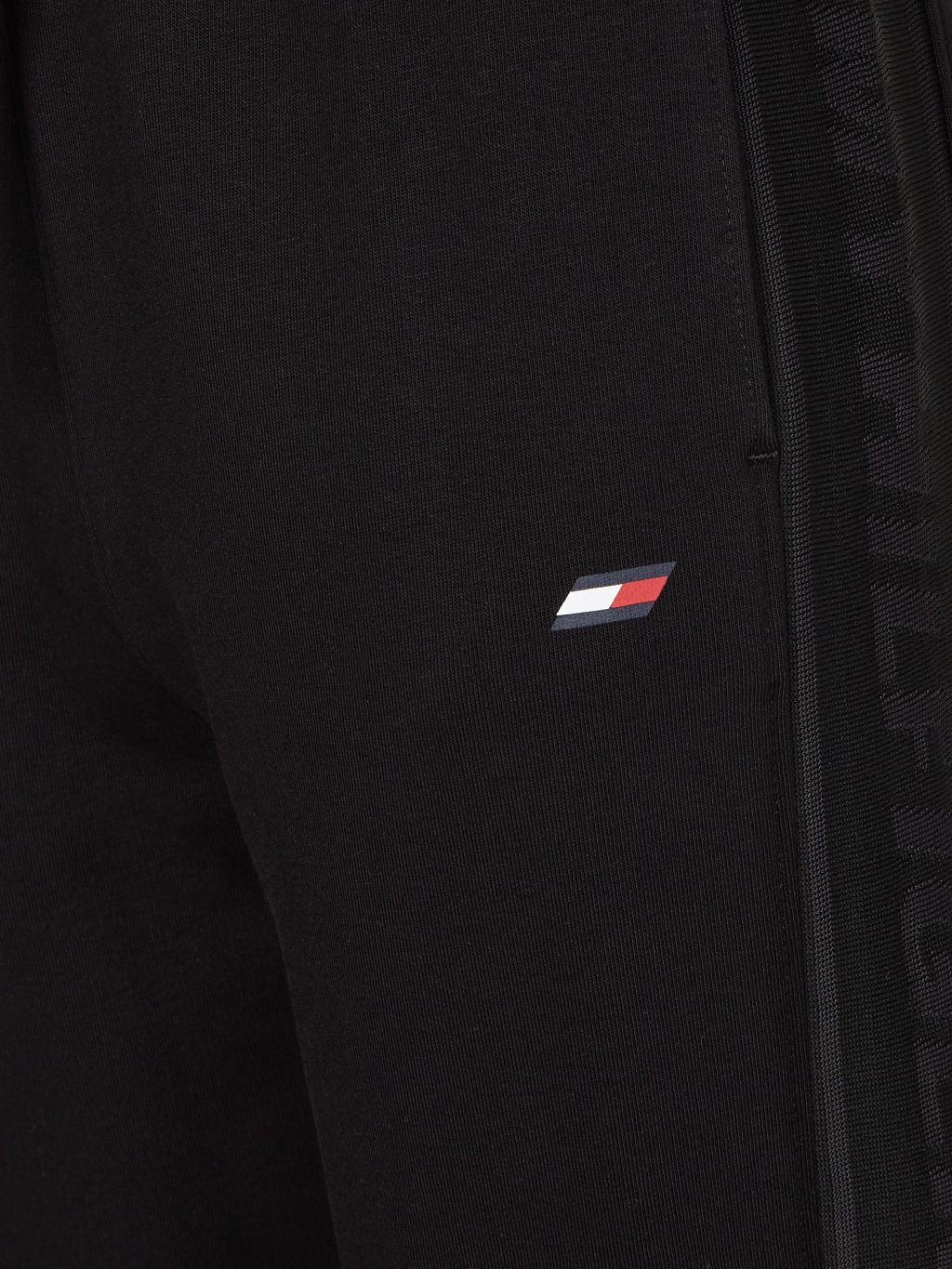 Tommy-Hilfig_SP2022_BDS_S10S101353BDS_5