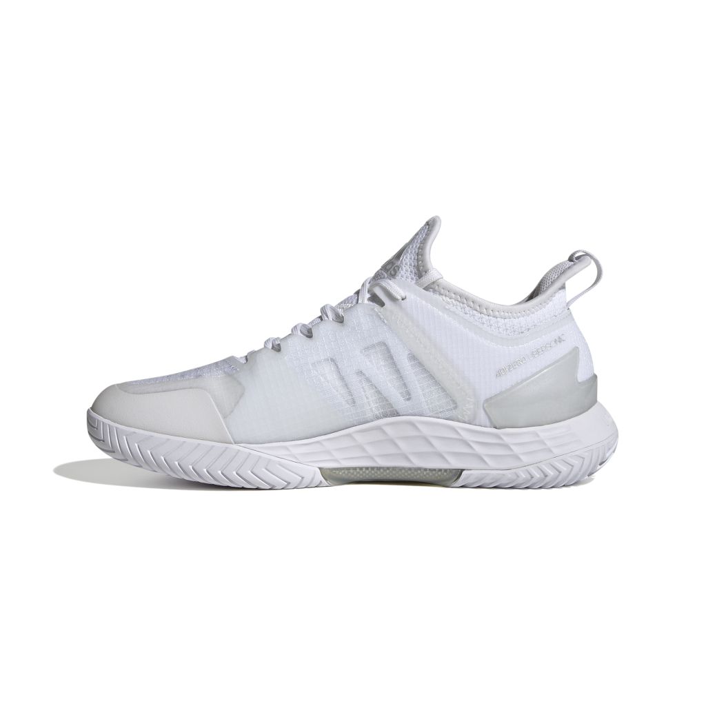 GW2513_5_FOOTWEAR_Photography_Side-Medial-Center-View_white