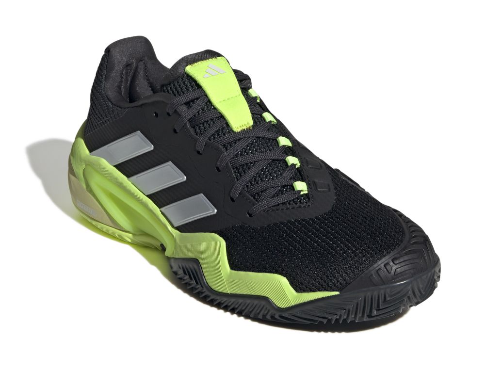 IH2560_6_FOOTWEAR_Photography_Front-Lateral-Top-View_white