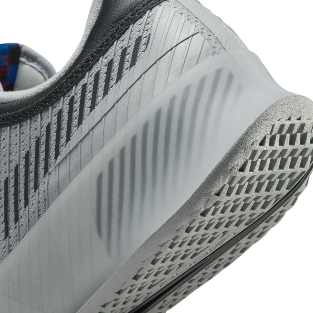 AURORA_FN2152-001_PHSYD002-2000