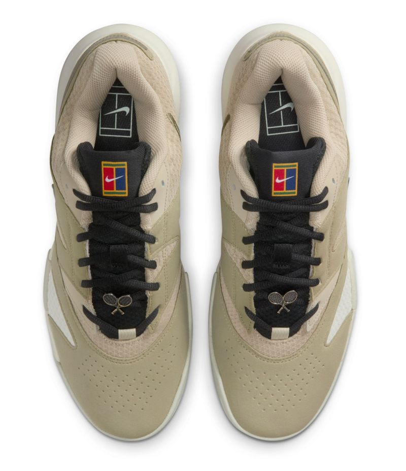 Nike Court Lite 4 Heritage - desert khaki/medium olive