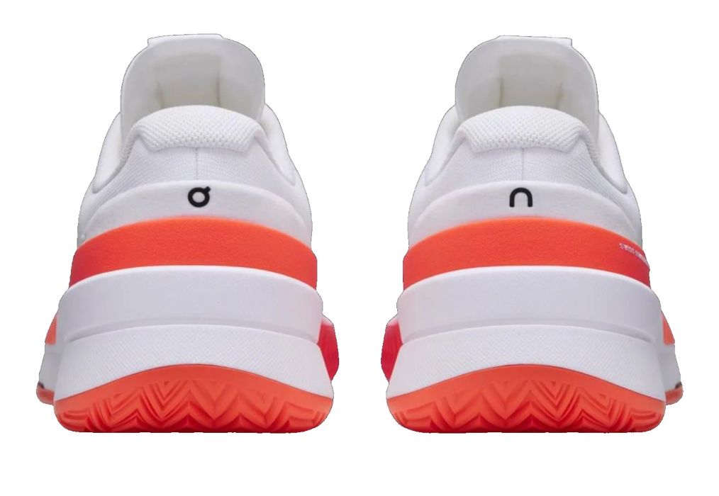 WomanOnRogerPro2oranje6