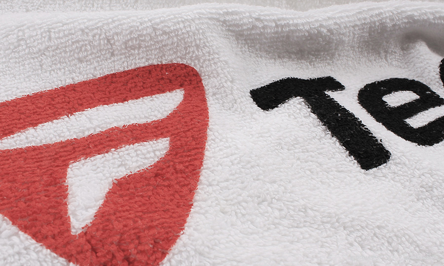Tecnifibre Tennis Towel - white