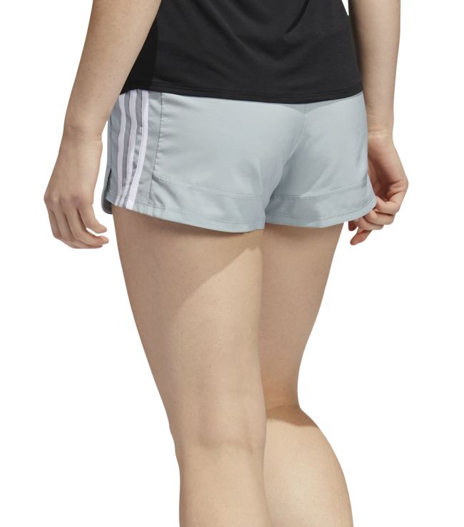 HD9587_APP_on-model_back_white