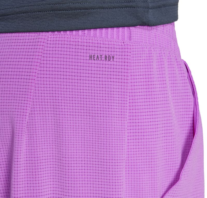 IY5520_6_APPAREL_On-Model_Detail-View-1_whitescDbmI17jM9SL