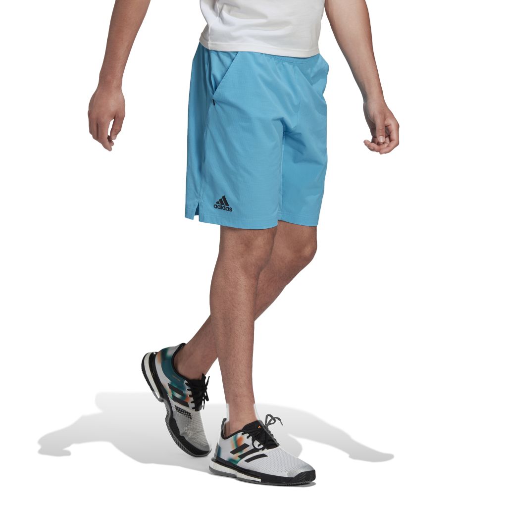 HB9153_3_APPAREL_On-Model_Standard-View_whiteSq1YAmszXznRy