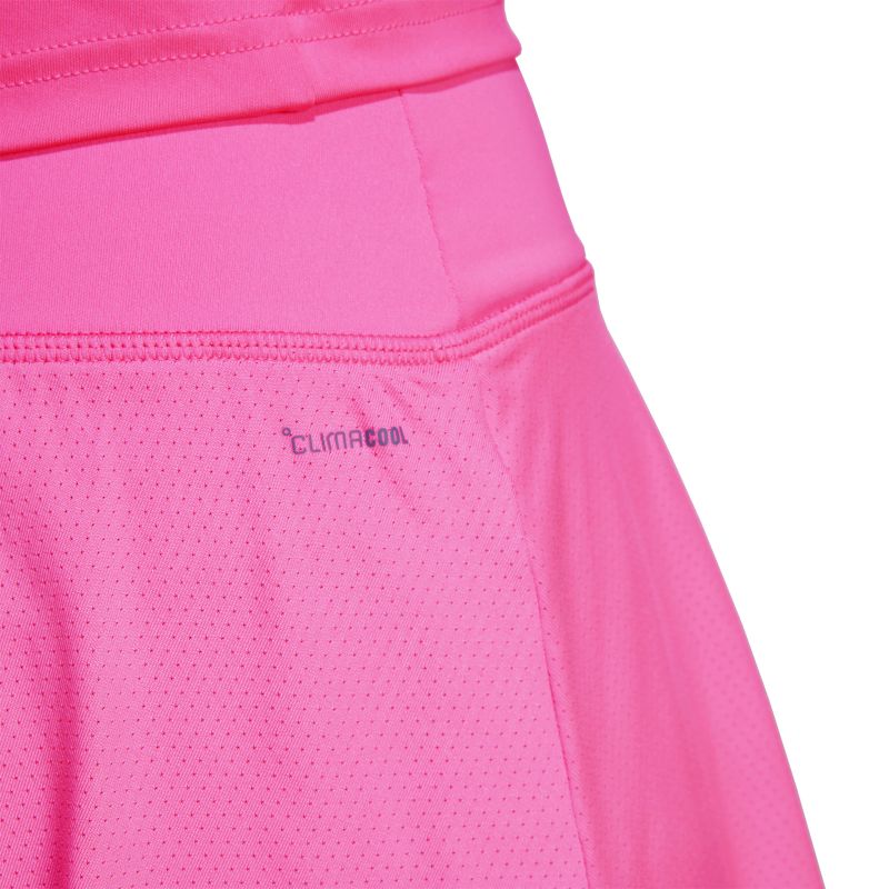 JN1973_7_APPAREL_On-Model_Detail-View-2_white