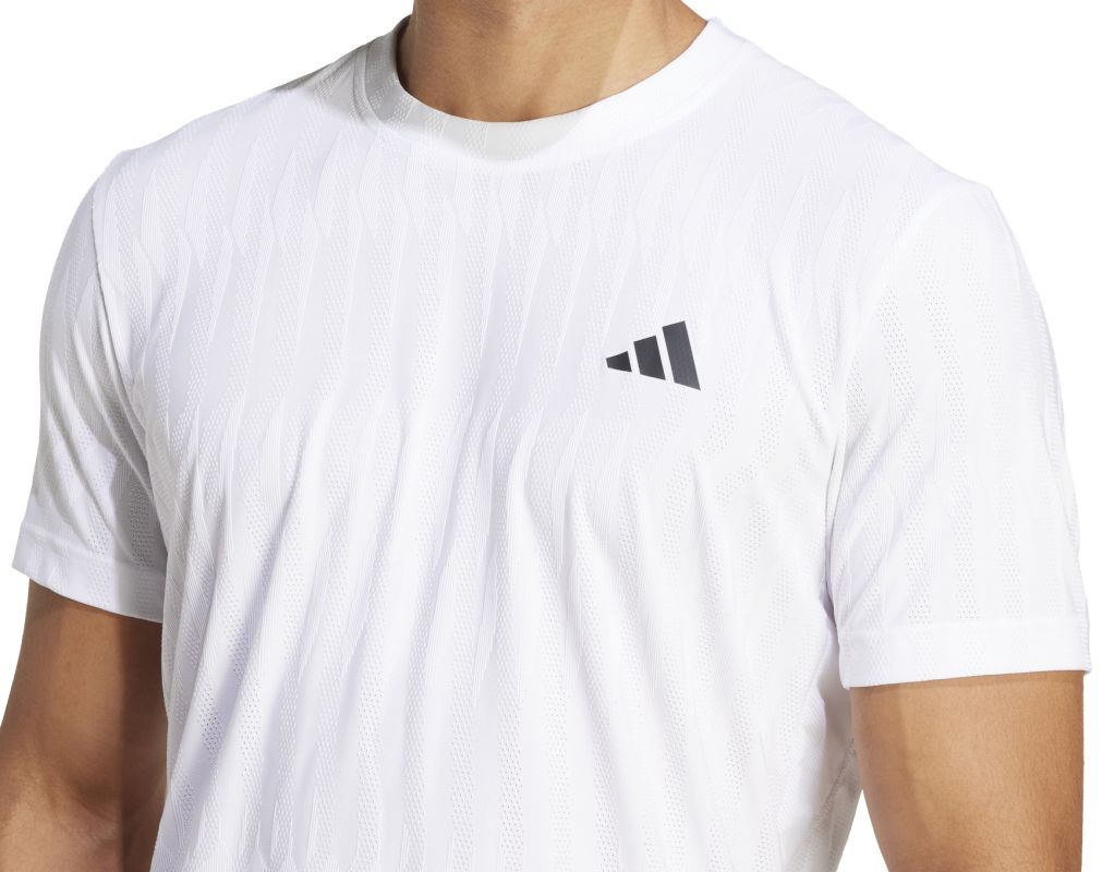 JF4386_5_APPAREL_On-Model_Detail-View-1_white