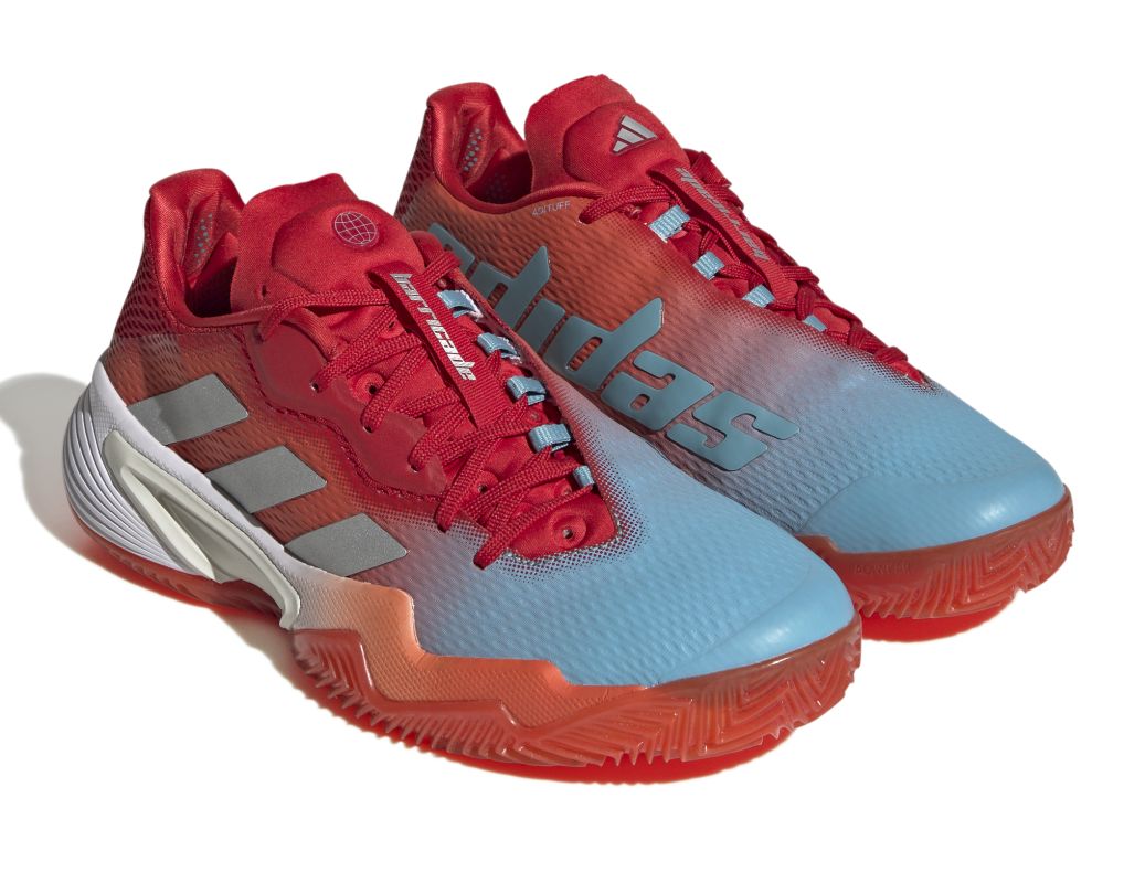 HQ8427_6_FOOTWEAR_Photography_Front-Lateral-Top-View_white