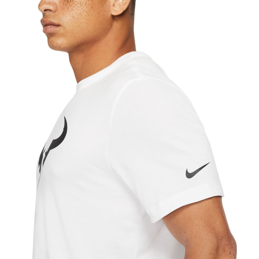 DJ2582-101-PHSYM001nVKXATO46Ubbm