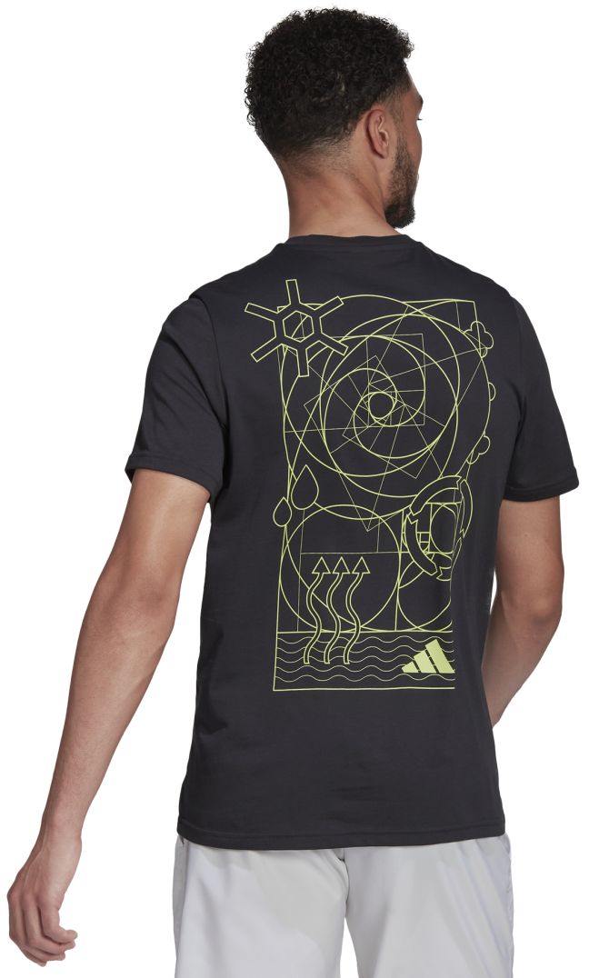 HC1646_APP_on-model_back_white