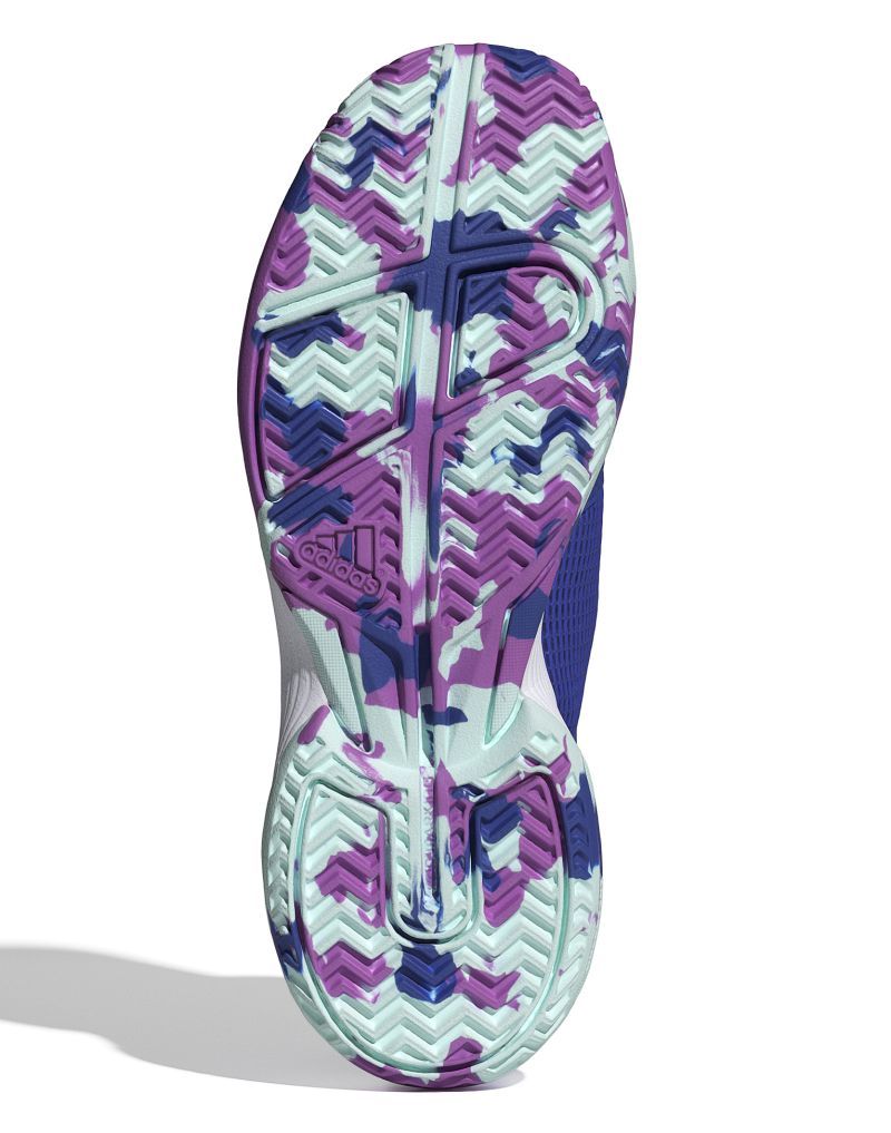 IF9103_4_FOOTWEAR_Photography_Bottom-View_white