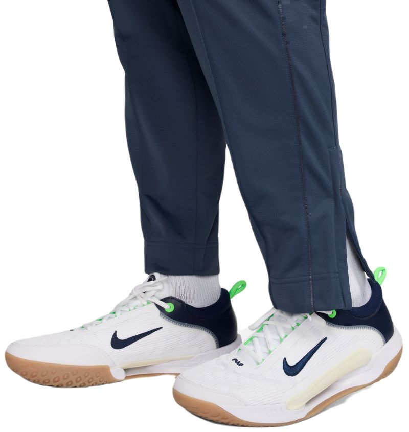 AURORA_DC0621-437_PHSYM006-2000